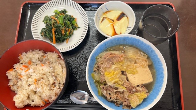 聴講絵画コースとランチ