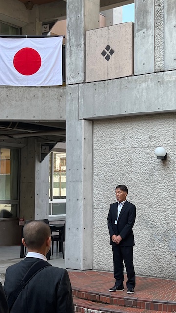 生徒朝礼の姿に