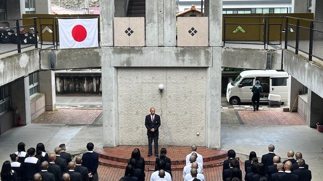 捲土重来